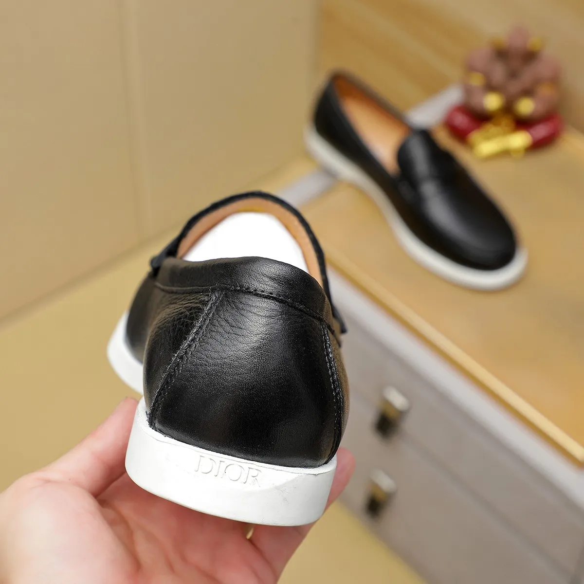 Men's clothing and shoes 💰460 💰🔥[Dior] High-end top-notch 🔝 purchasing agent 🔍🔍The latest 🇺🇸 counters are on sale simultaneously, original Italian brand · brand totem cloth sewn with brand cloth label · paired with calfskin · (high-end, nobility and class) exquisite workmanship (cow Leather lining) Sole: Original two-color sole ⚠️outsole specially provided by the original factory. Comfortable, wear-resistant, non-slip, real-life photoshoot🎬The real thing is more beautiful🔍Color: Color optional💕💕Number of yards: 39-44 (customized at 38.45.46)...